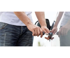 247 Car Locksmith Services: Quick and Efficient Solutions for Car Lockouts and Key Problems