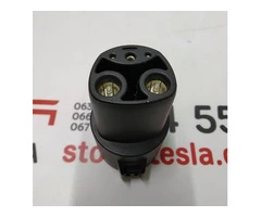 Charging Adapter J1772 Tesla 1067348-00-AE