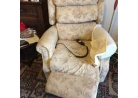 Mobile Upholstery Repairs Near Me