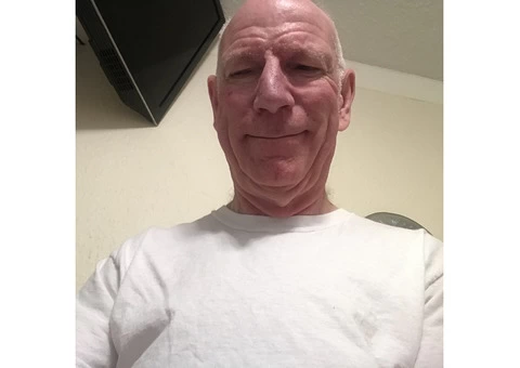Loughborough Mature experienced masseuse For females, only deep tissue massage
