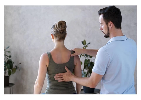 How Seeing A Chiropractor For Back Pain Can Help With Injuries