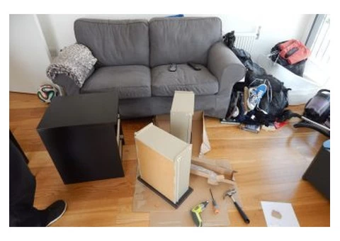 Removals in London by Strong Move - 1/4