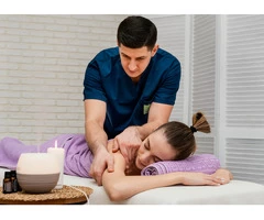 Mastering the Art of Shiatsu Massage - A Guide for Professionals
