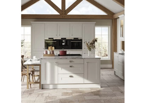 The Impact of Traditional Kitchen Doors on Your Home - 2/4