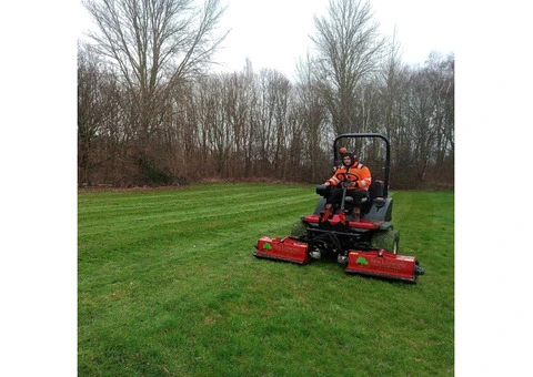 Trusted Ground Maintenance in Milton Keynes - 2/8