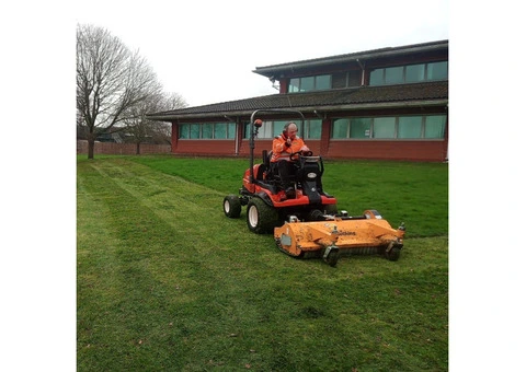 Trusted Ground Maintenance in Milton Keynes - 4/8
