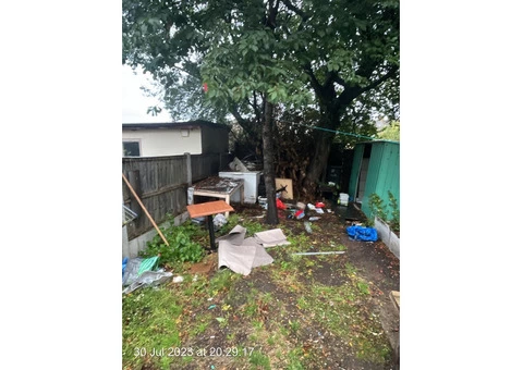 CHEAPEST RATES RUBBISH CLEARANCE REMOVAL WASTE PROPERTY GARDEN GARAGE REMOVAL LONDON - 2/10