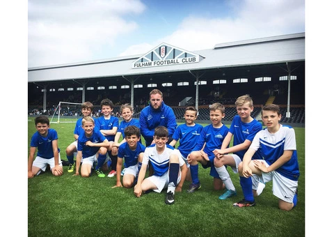 football teams for kids near woking