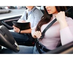 Master Driving Skills by Opting for the Top Driving School