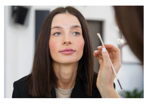 A Makeup Artist's Guide to Pro-Level LIPS Tutorials