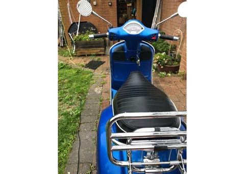 2019 Vespa 300 HPE Super Sport - 3/4