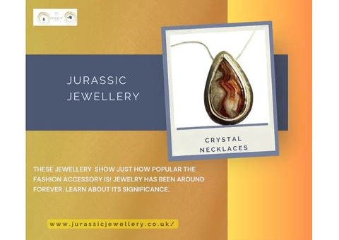 Shell Necklace in Silver: Creating Nature's Polish - 1/4