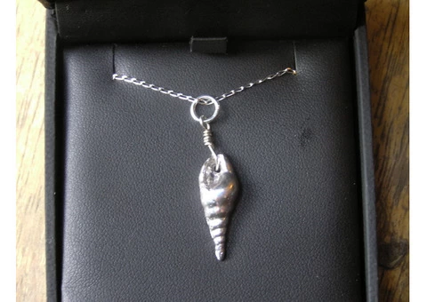Shell Necklace in Silver: Creating Nature's Polish - 4/4