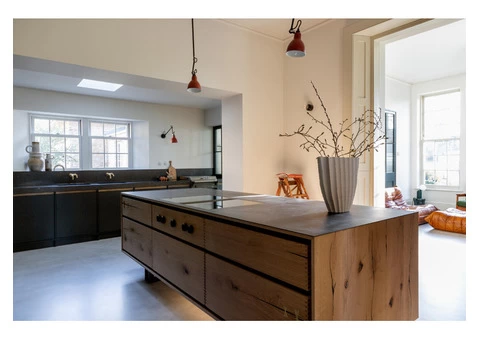 Contemporary Kitchen in Bath