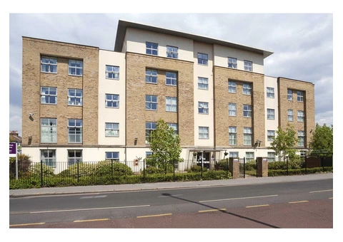 Albany Lodge Nursing Home - 2/3