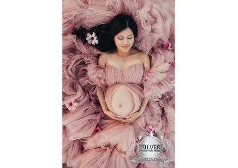 Embracing Motherhood: Maternity Photography in Guildford