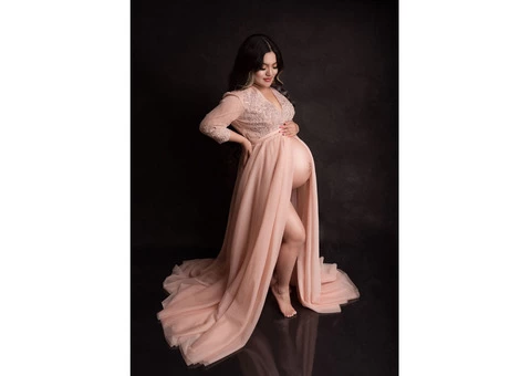 Embracing Motherhood: Maternity Photography in Guildford - 2/2