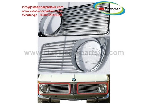 A left and a right front grille for BMW E10 2002 - 1/5