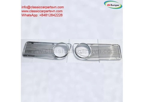 A left and a right front grille for BMW E10 2002 - 3/5