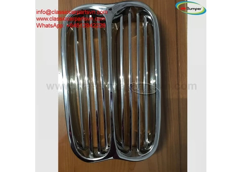 A center grill for BMW 2002/1600 E10 - 3/3