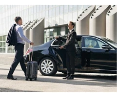 Are You Looking for Chauffeur Airport Services In Manchester?
