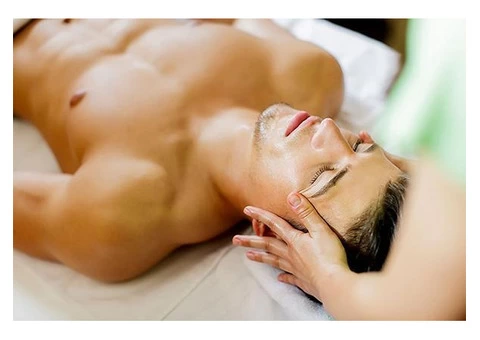 Male masseur 4 Men!