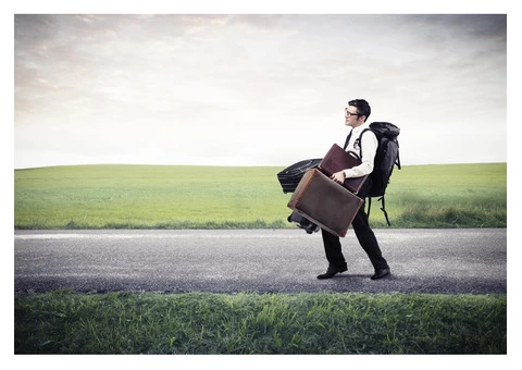 Get stress-free luggage shipping services!