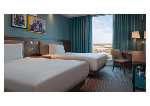 Hampton by Hilton Edinburgh Airport - 4/8