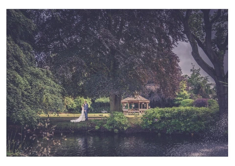 Stunning, bespoke wedding photography with a natural vibe - 5/16