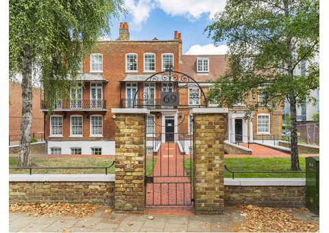 Discover Prime Office Spaces in Brentford - Your Ideal Workspace Awaits! - 1/4