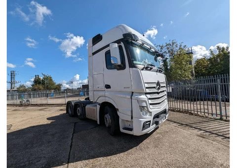 Mercedes Actros BigSpace for rent - 6/8