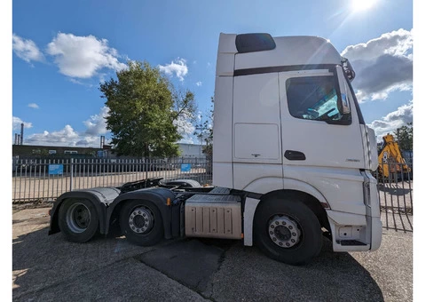 Mercedes Actros BigSpace for rent - 8/8