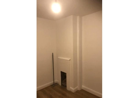 Newlook Plastering - 1/9