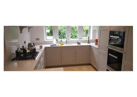 Looking For Professional Hand Painted Kitchen, Then Click Here