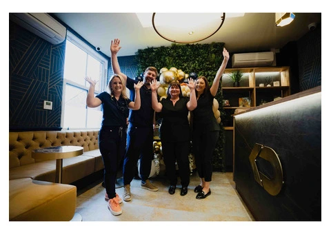 Kissdental Alderley Edge - 8/9