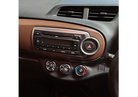 Toyota Vitz Jewel - 3/6