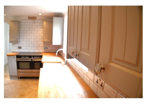 Kaleidacoat Limited - Your Lincoln Kitchen Transformation Experts - 3/6