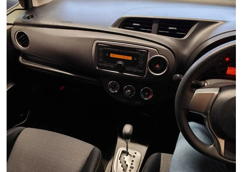Toyota Vitz Red 2012 Hatchback, Petrol, Automatic, Mileage,13500m - 3/8