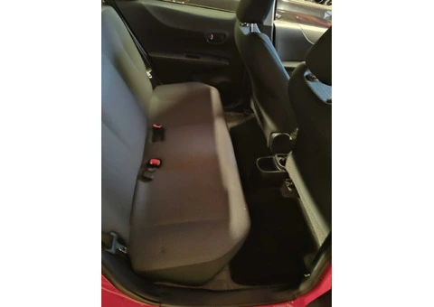 Toyota Vitz Red 2012 Hatchback, Petrol, Automatic, Mileage,13500m - 4/8