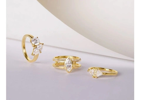 Bespoke engagement rings and wedding rings