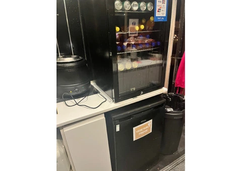 Food Truck - Accepting Offers - 4/9